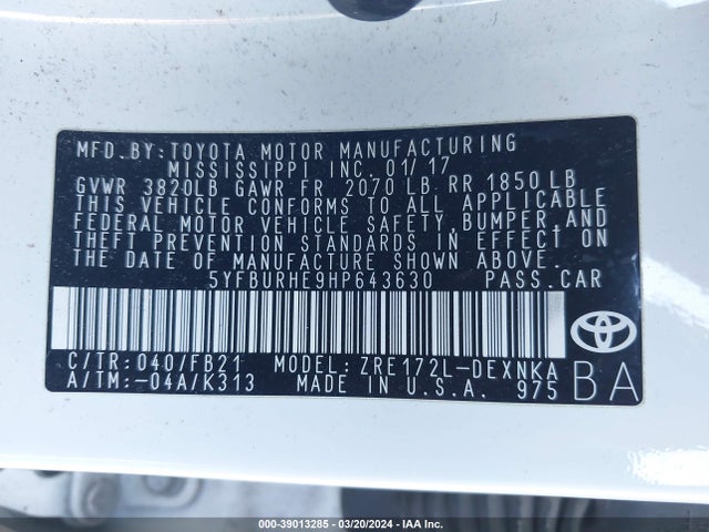 Toyota COROLLA LE 2017 5YFBURHE9HP643630 Image 9
