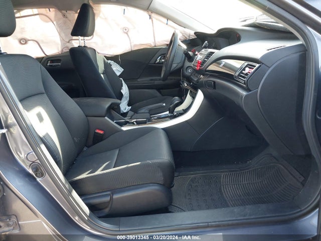 Honda ACCORD LX 2017 1HGCR2F32HA160162 Image 5