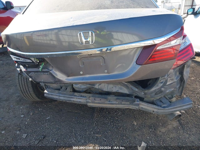 Honda ACCORD LX 2017 1HGCR2F32HA160162 Image 6