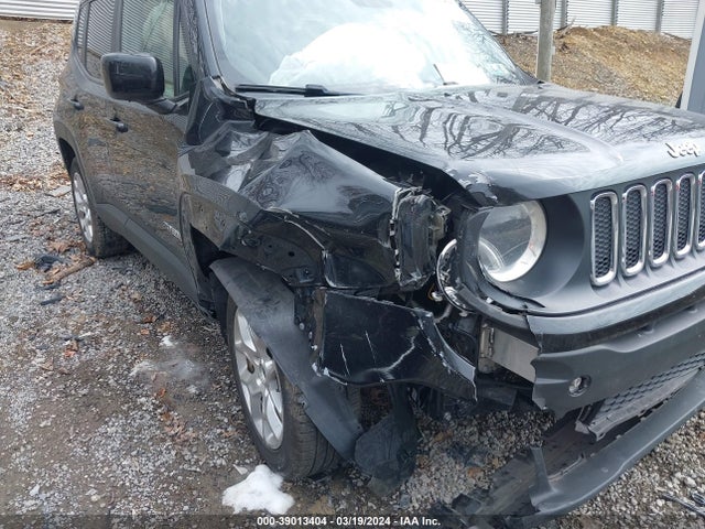 ZACCJBBB5JPG91610 Jeep Renegade Latitude 4x4