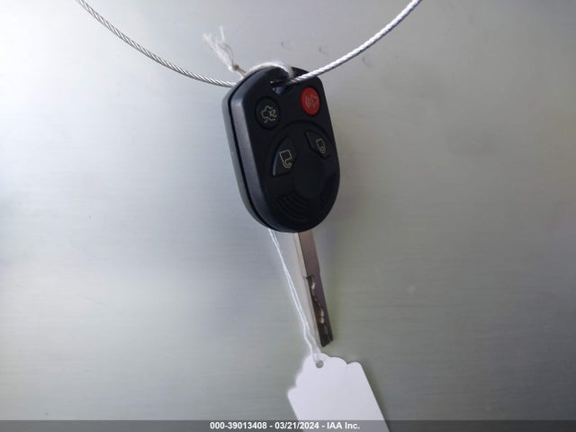 Ford ESCAPE SE 2017 1FMCU0GDXHUB60154 Image 11