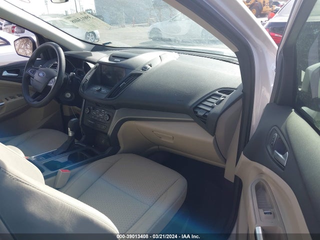 Ford ESCAPE SE 2017 1FMCU0GDXHUB60154 Image 5