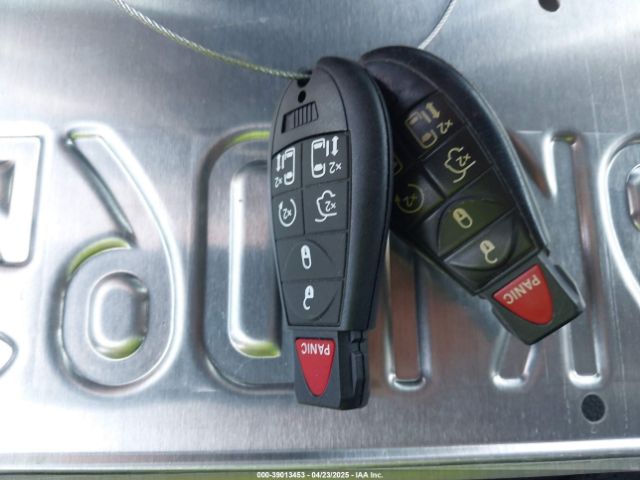 2C4RDGCG7JR253465 Dodge Grand Caravan Sxt
