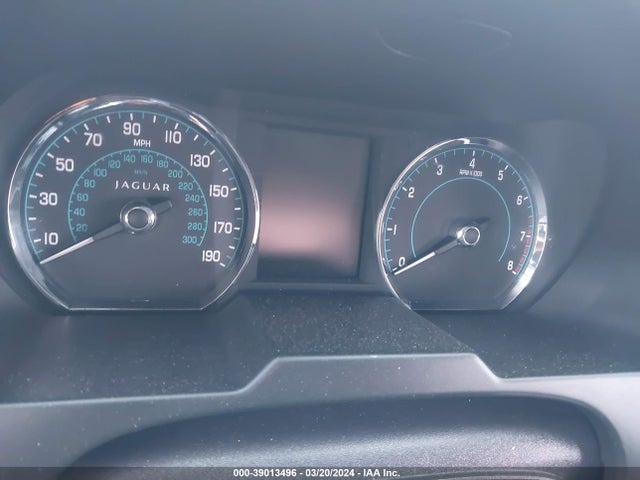 2012 JAGUAR XF SAJWA0FB8CLS55306 Photo 6