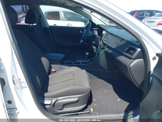 KIA Optima Lx 2017 5XXGT4L32HG166307 Image 5