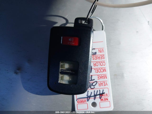 Toyota Prius C Three 2015 JTDKDTB37F1579187 Image 11