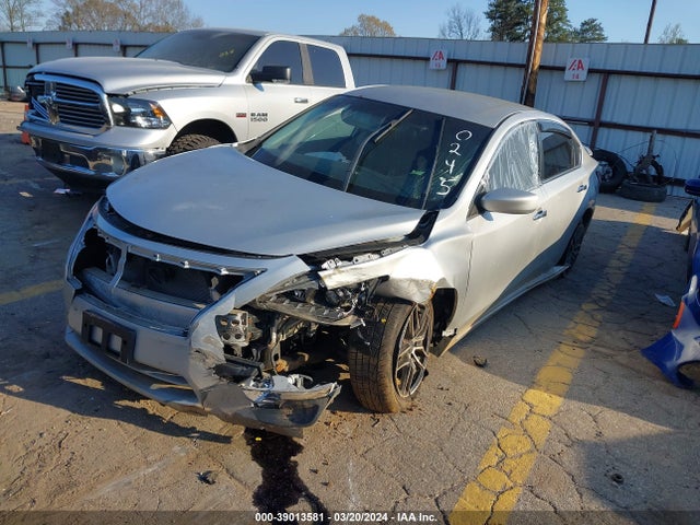 Nissan Altima 2.5 S 2014 1N4AL3AP8EN380245 Image 2
