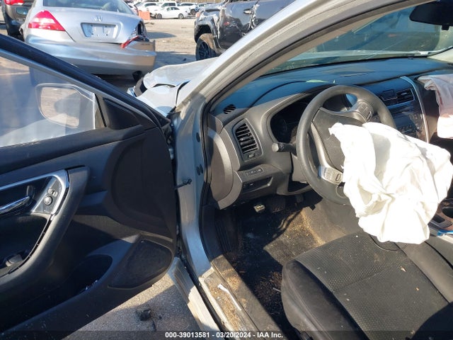 Nissan Altima 2.5 S 2014 1N4AL3AP8EN380245 Image 5
