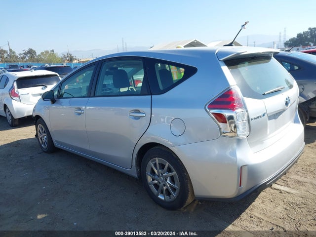 Toyota Prius V Three 2016 JTDZN3EU4GJ045128 Image 3