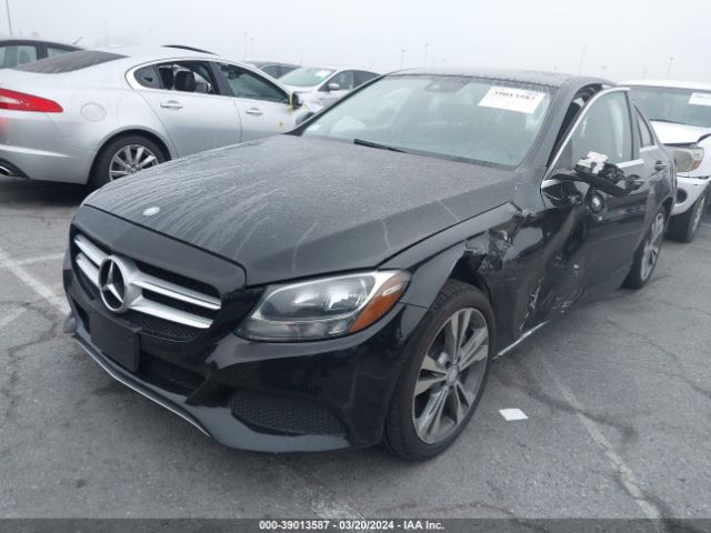 55SWF4JB3HU195880 Mercedes-Benz C 300 Luxury/sport