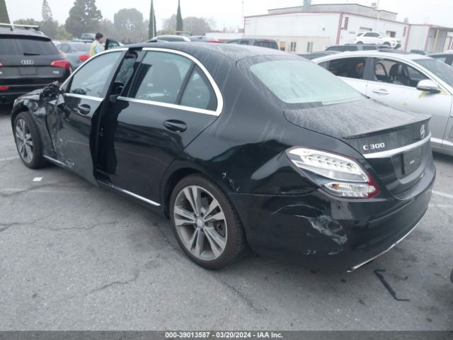55SWF4JB3HU195880 Mercedes-Benz C 300 Luxury/sport