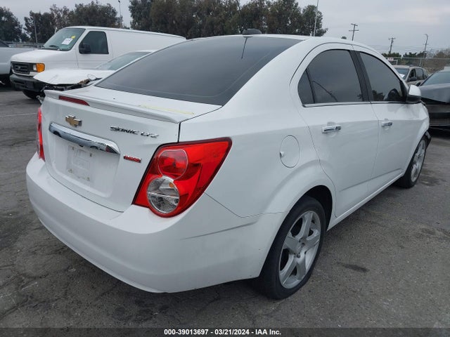 Chevrolet Sonic Ltz Auto 2016 1G1JE5SB4G4152361 Image 4