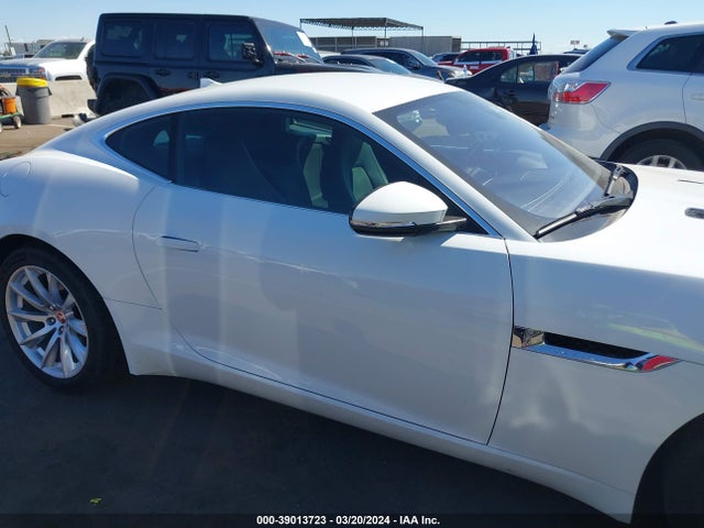 SAJWA6ATXH8K39170 Jaguar F-type Premium