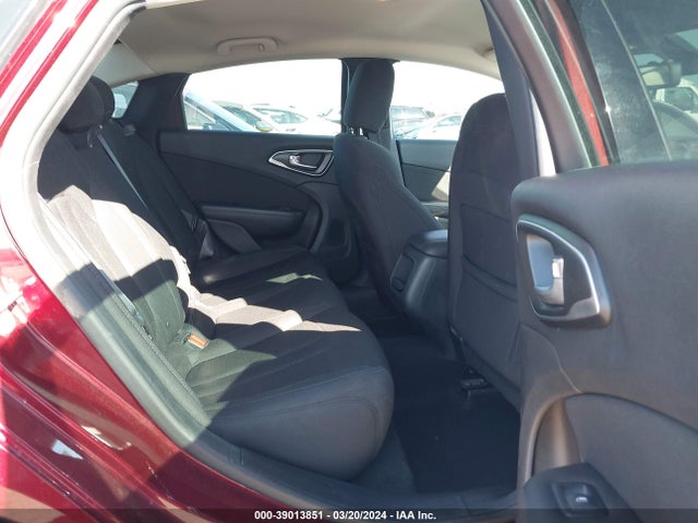 Chrysler 200 Limited 2015 1C3CCCAB4FN653162 Image 8