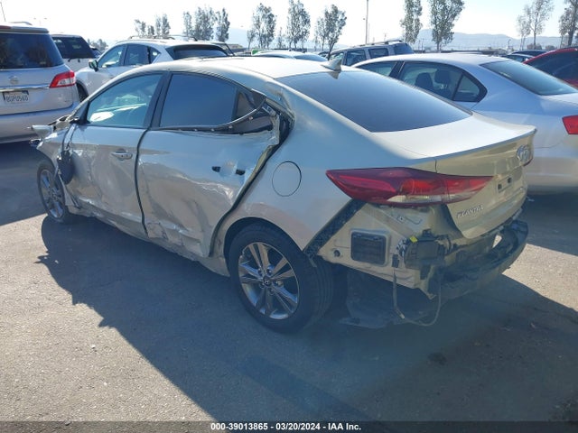 Hyundai Elantra Value Edition 2017 KMHD84LF9HU250497 Image 3