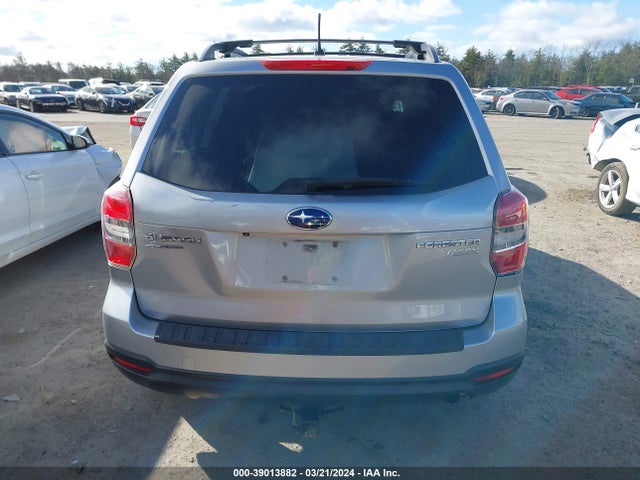 Subaru Forester 2.5i Premium 2015 JF2SJADC3FH520009 Image 16