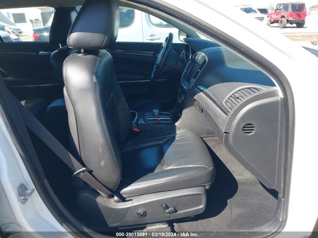 Chrysler 300 Limited 2015 2C3CCAAG8FH931487 Image 5