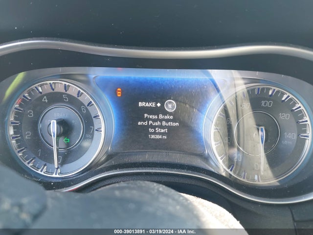 Chrysler 300 Limited 2015 2C3CCAAG8FH931487 Image 7