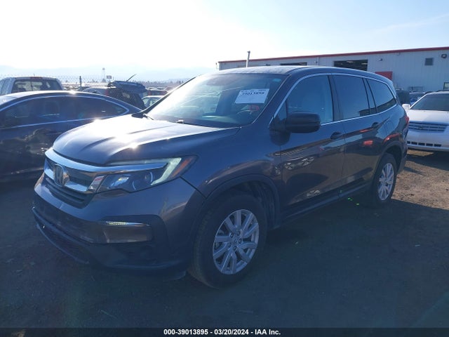 Honda PILOT LX 2019 5FNYF6H17KB032658 Image 2