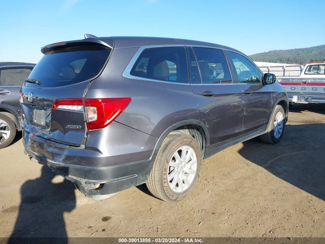 Honda PILOT LX 2019 5FNYF6H17KB032658 Image 4