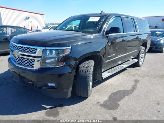 Chevrolet Suburban Lt 2017 1GNSKHKC8HR229050 Image 2