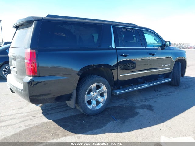 Chevrolet Suburban Lt 2017 1GNSKHKC8HR229050 Image 4
