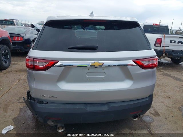 Chevrolet Traverse Ls 2019 1GNERFKW8KJ157599 Image 16