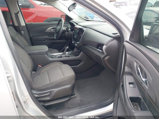 Chevrolet Traverse Ls 2019 1GNERFKW8KJ157599 Image 5