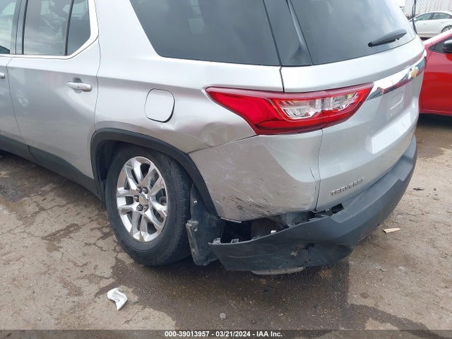 Chevrolet Traverse Ls 2019 1GNERFKW8KJ157599 Image 6