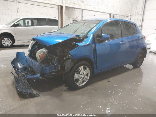 Toyota YARIS L 2015 VNKKTUD32FA047195 Image 2