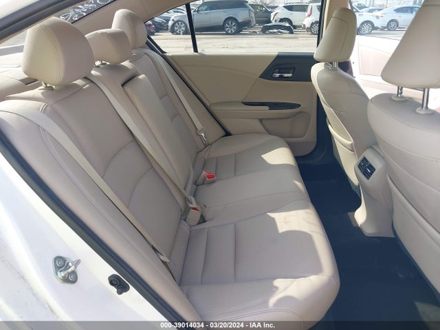 Honda Accord Touring 2016 1HGCR3F95GA016078 Image 8