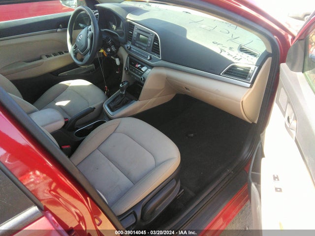 2017 Hyundai Elantra Se მანქანა იყიდება აუქციონზე, vin: KMHD74LF5HU418204, აუქციონის ნომერი: 39014045