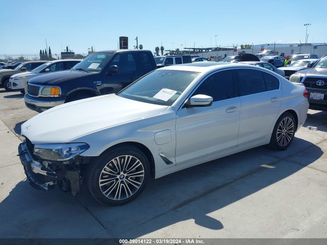 BMW 530e Iperformance 2019 WBAJA9C55KB393902 Image 2