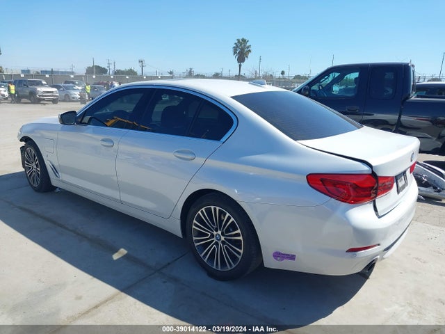 BMW 530e Iperformance 2019 WBAJA9C55KB393902 Image 3