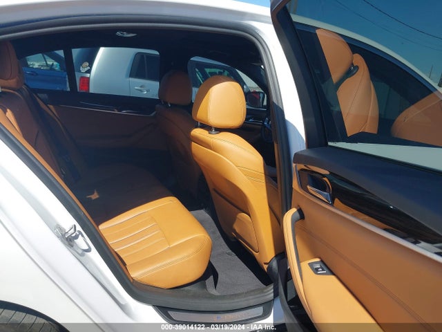 WBAJA9C55KB393902 BMW 530e Iperformance