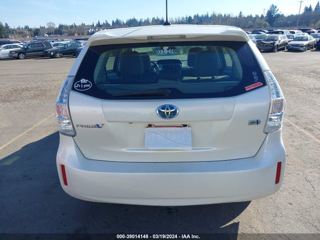 Toyota Prius V Five 2014 JTDZN3EU0EJ006324 Image 16