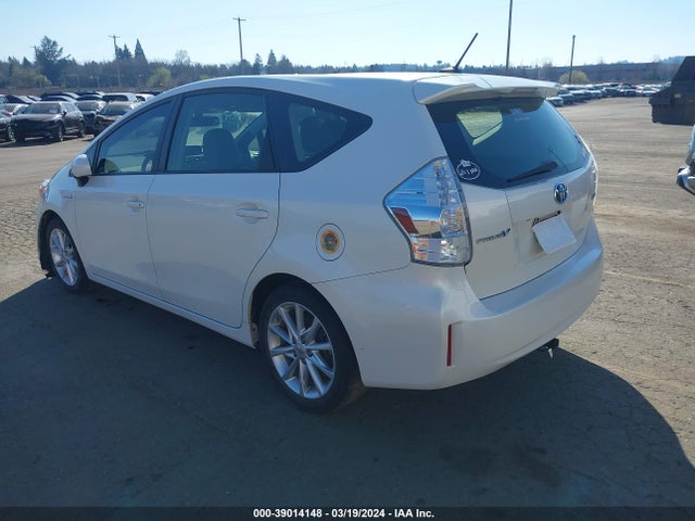 Toyota Prius V Five 2014 JTDZN3EU0EJ006324 Image 3