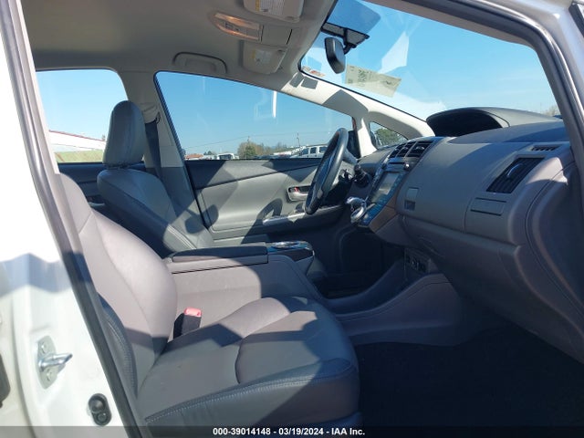 Toyota Prius V Five 2014 JTDZN3EU0EJ006324 Image 5