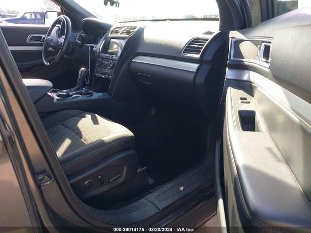 Ford EXPLORER XLT 2017 1FM5K7D89HGC47833 Image 5