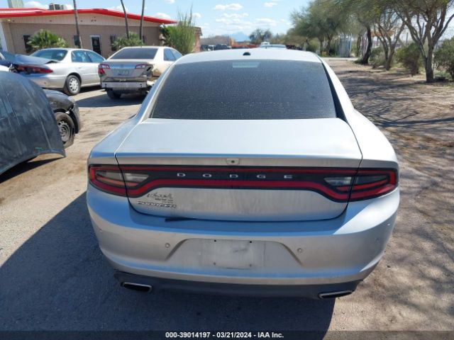 2C3CDXBG0LH140283 Dodge Charger Sxt Rwd