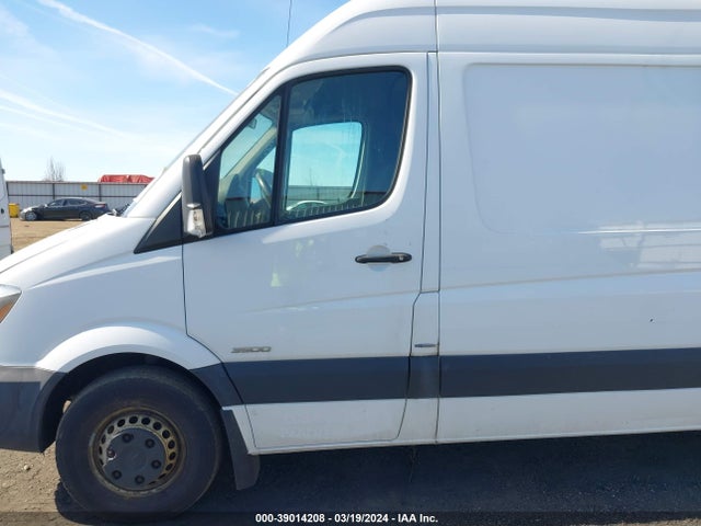 Mercedes-Benz Sprinter 3500 High  Roof 2014 WD3PF1CC2E5873035 Image 14