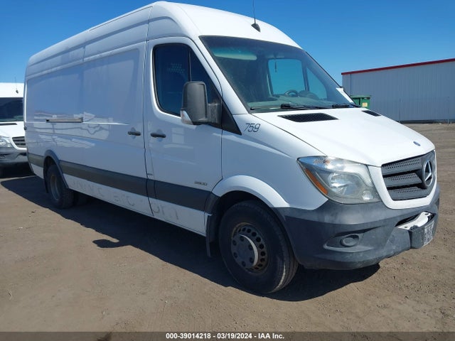 2015 WD3PF1CC1FP107786 main image