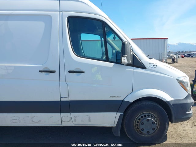 Mercedes-Benz Sprinter 3500 High  Roof 2015 WD3PF1CC1FP107786 Image 13