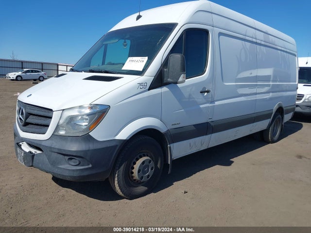Mercedes-Benz Sprinter 3500 High  Roof 2015 WD3PF1CC1FP107786 Image 2