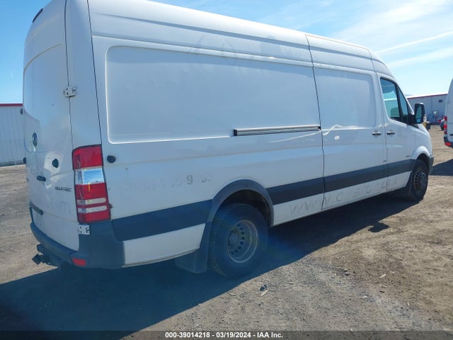 Mercedes-Benz Sprinter 3500 High  Roof 2015 WD3PF1CC1FP107786 Image 4