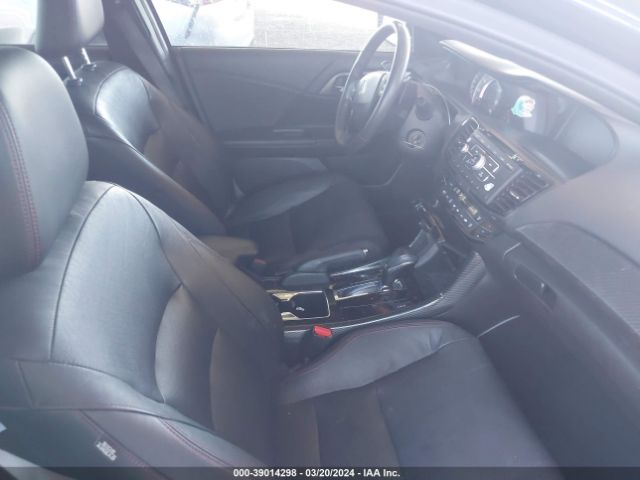 1HGCR2F12HA010082 Honda Accord Sport Se