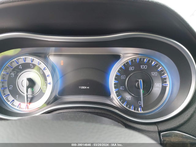 Chrysler 300C 2015 2C3CCAEG7FH807401 Image 7