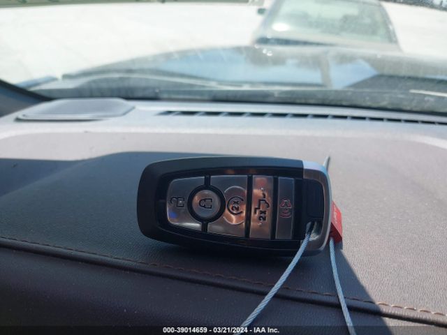 2022 FORD F-150 1FTFW1E51NFB06612 Photo 10