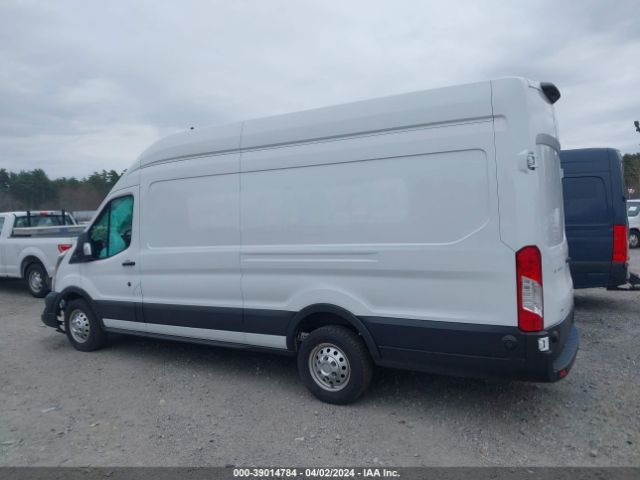 1FTBR3U86NKA02475 Ford Transit-250 Cargo Van