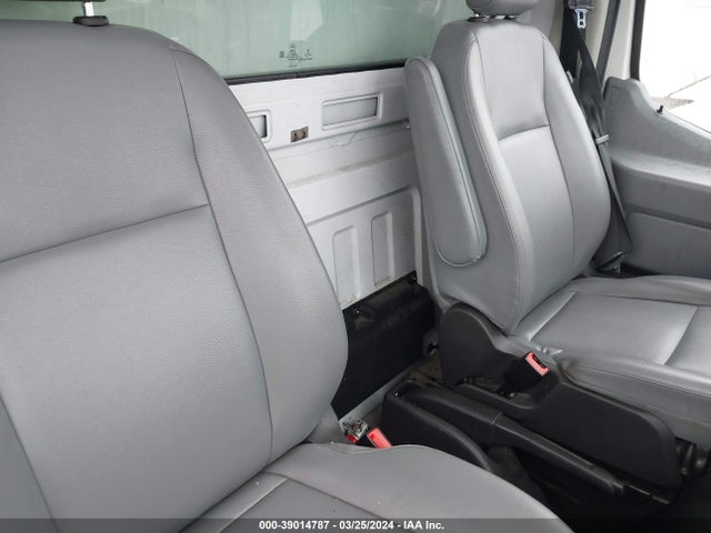 Ford Transit-350 Cab 2019 1FDBF8ZM8KKA83983 Image 8